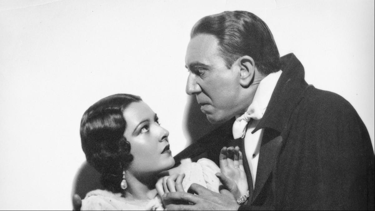 ¿En qué idioma empezó hablando el conde Drácula en el cine?