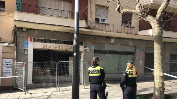 La Policía de Mataró aprovecha un incendio para desalojar un local ocupado