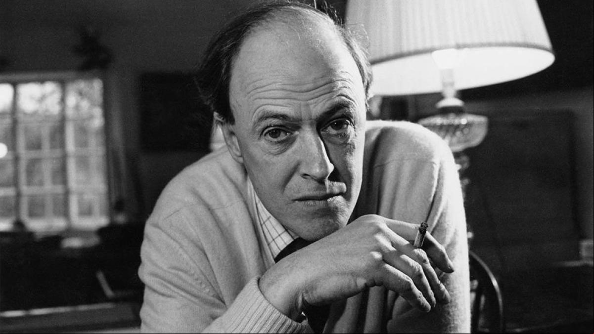 Enorme en vez de gordo: el lenguaje no ofensivo reescribe los libros de Roald Dahl
