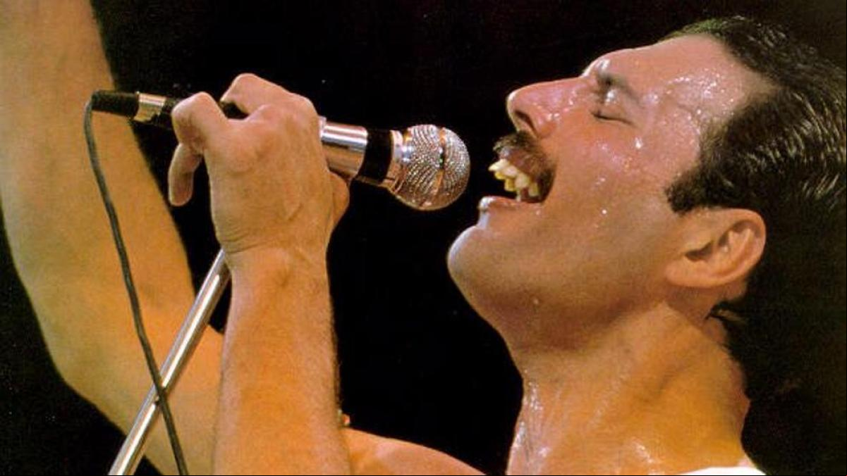 Freddie Mercury tuvo una hija secreta, según una nueva biografía
