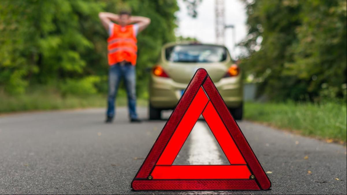 ¿Son más fiables los coches eléctricos que los de combustión? Este informe deja claro cuáles sufren menos averías