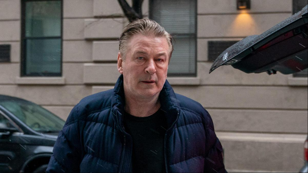 Los padres y la hermana de Halyna Hutchins también demandarán a Alec Baldwin por el tiroteo mortal en el set de Rust