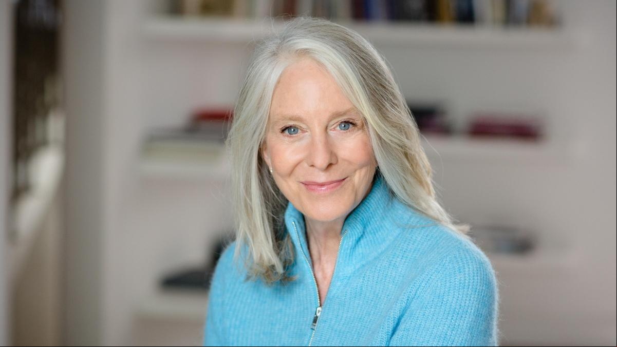 Bonnie Garmus: Se siguen asociando los avances laborales a las relaciones con un hombre