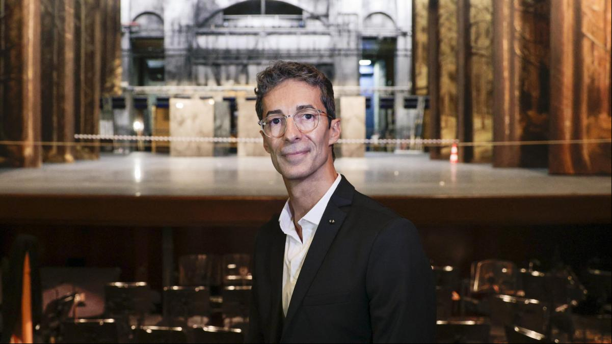 “Hay que llevar las zapatillas de punta al siglo XXI”