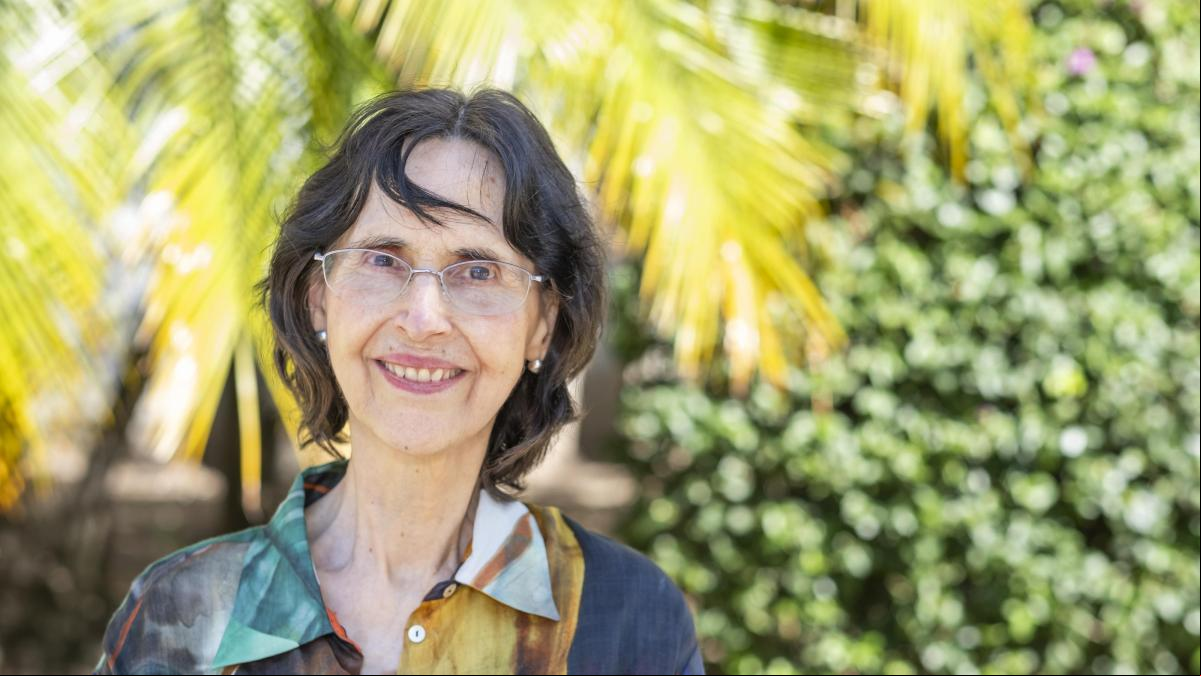 Coral Bracho: Los presidentes deberían hacerse un test psiquiátrico antes de asumir el cargo Coral Bracho: Los presidentes deberían hacerse un test psiquiátrico antes de asumir el cargo
