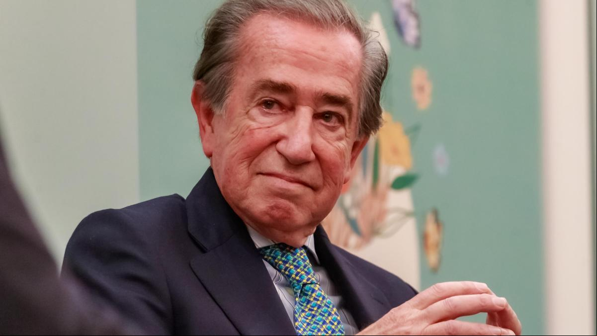 Enrique Rojas, psiquiatra: En una sociedad tan tecnológica la lectura de un libro en papel produce una mayor retención del contenido del mismo