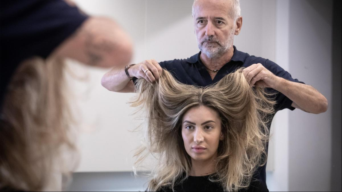 “Corté el pelo a Puigdemont: ¡le importa un bledo su aspecto!”