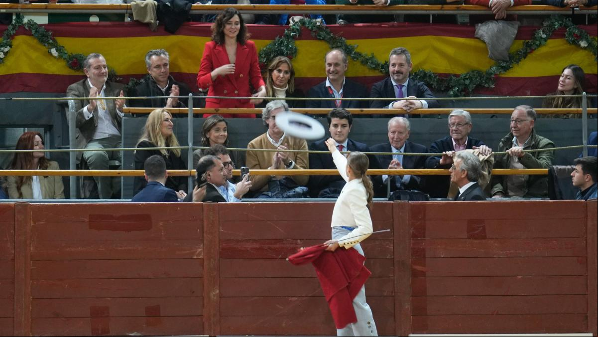 Ayuso se burla del congreso del PSOE: “Son como los norcoreanos”