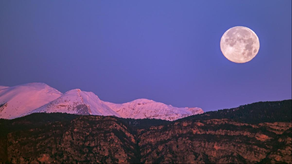 La última luna llena de 2024, en imágenes