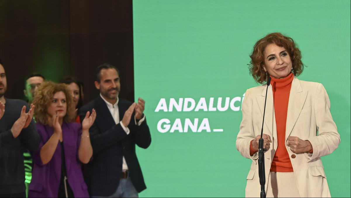 Sánchez eleva la apuesta de riesgo con sus ministros en la arena autonómica