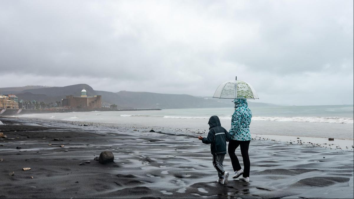 Domingo de nubosidad y precipitaciones casi generalizadas en la península