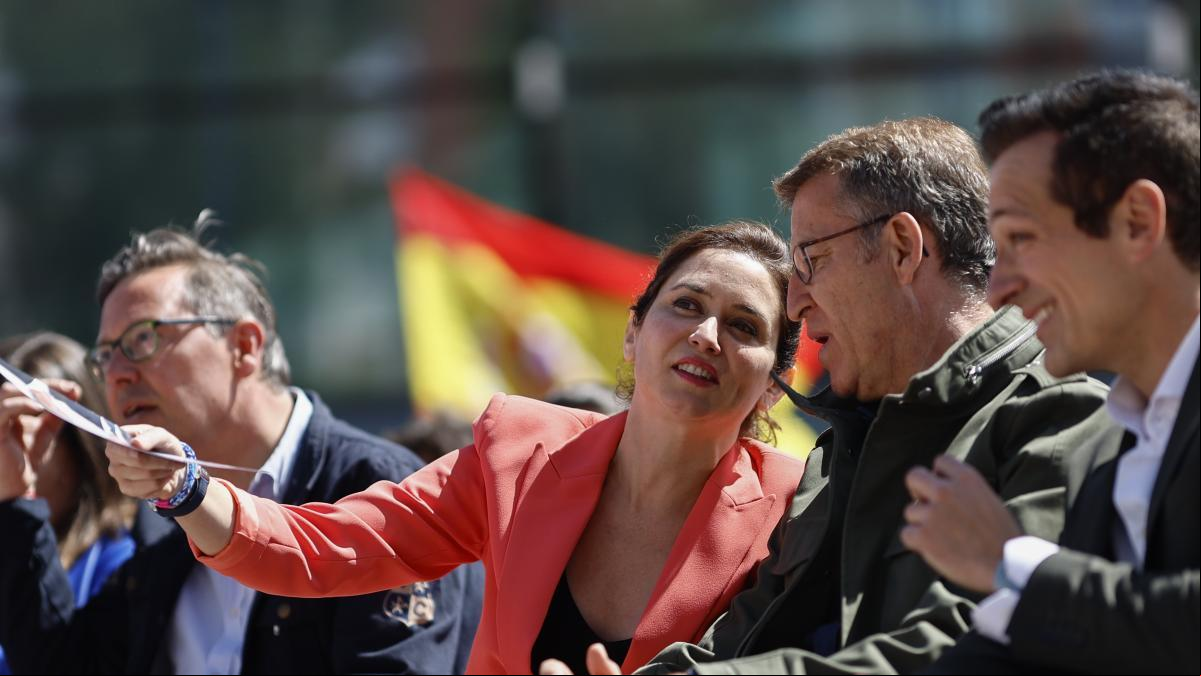 Feijóo responde a Sánchez que lo indecente es que él pacte con Bildu
