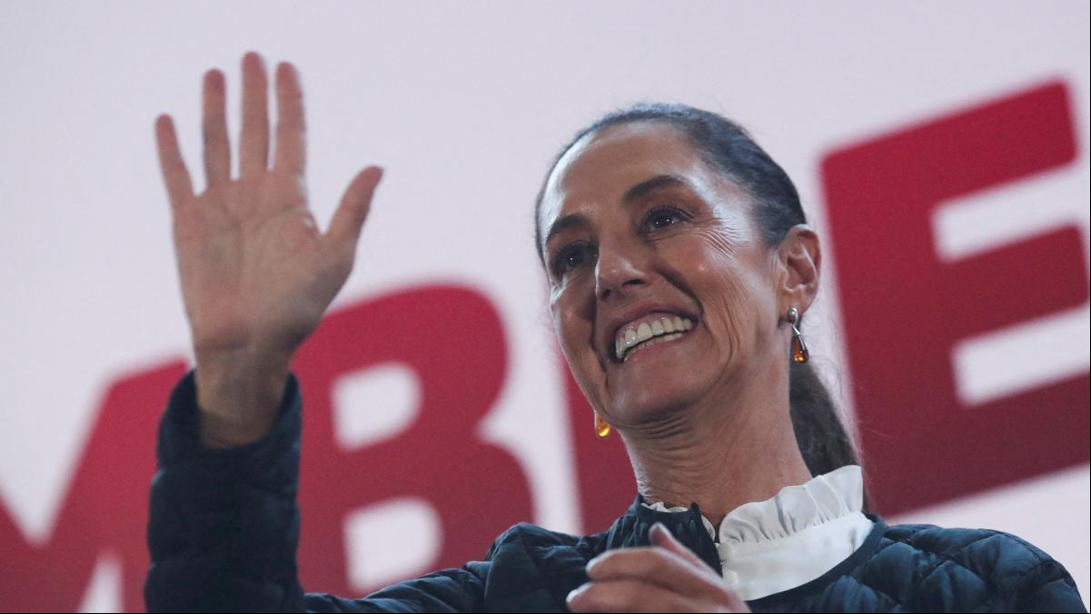 Sheinbaum supera en más de 50 puntos a Xóchitl Gálvez en las encuestas para presidir México