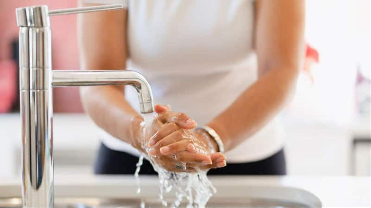 Figueres reducirá la presión del agua como medida de ahorro