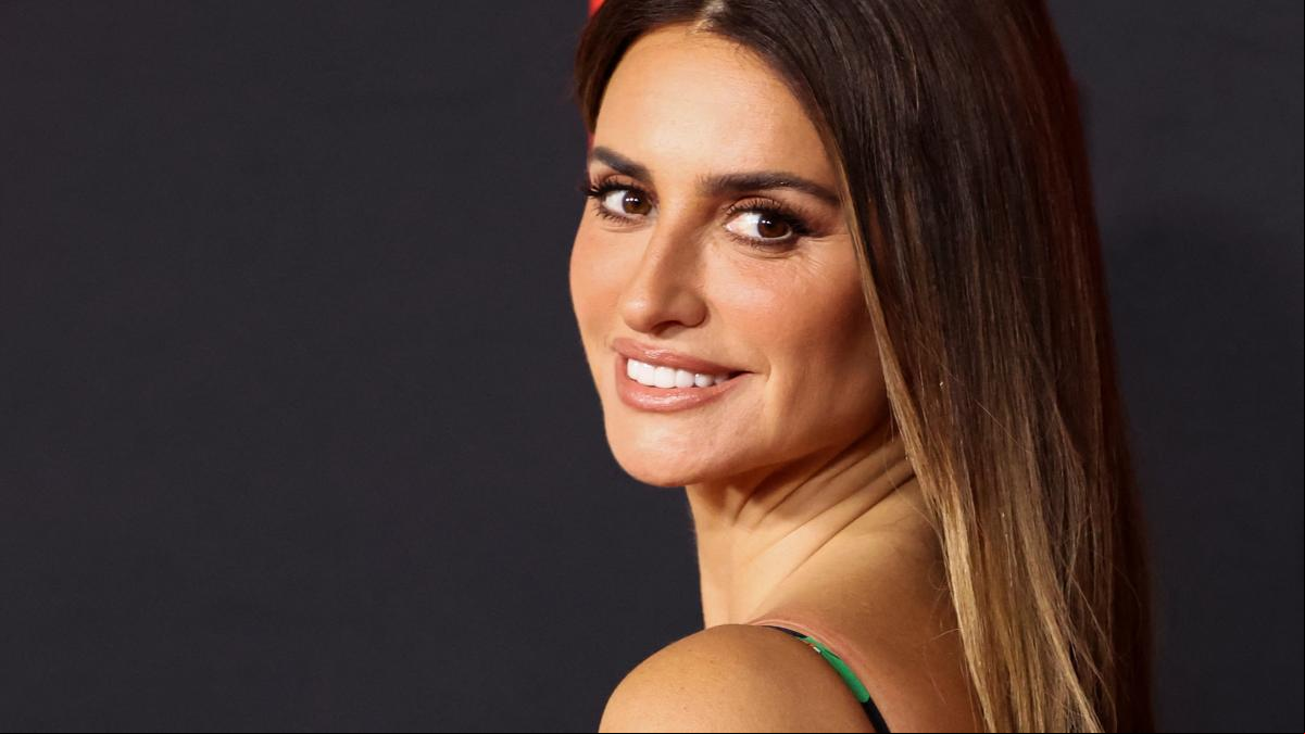 Penélope Cruz presume de melena sirena en Los Ángeles
