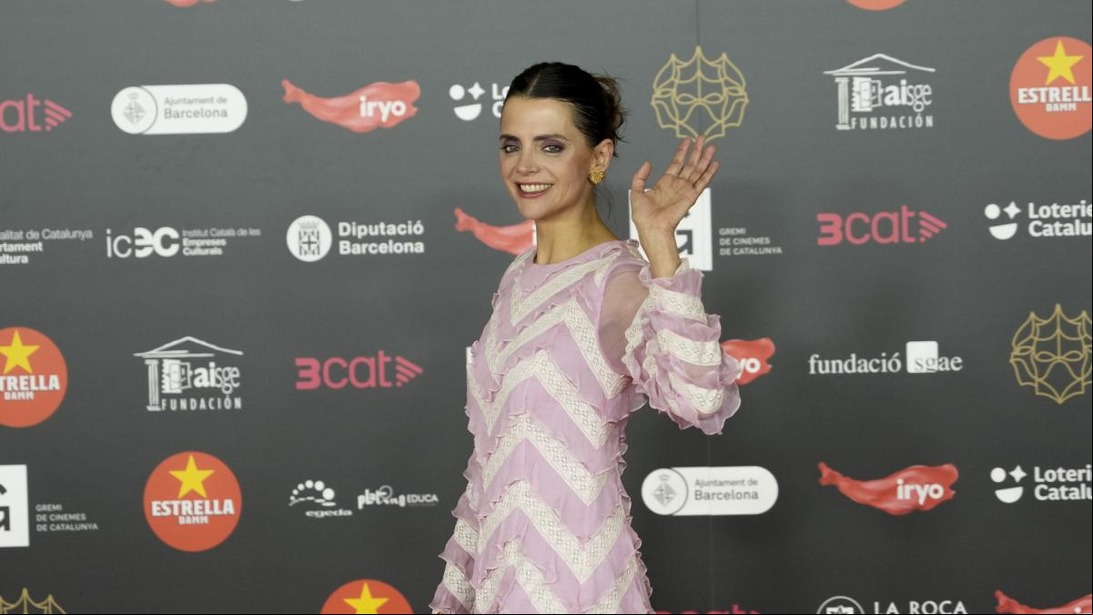 La alfombra roja de los Premios Gaudí reúne a una gran cantidad de rostros reconocidos