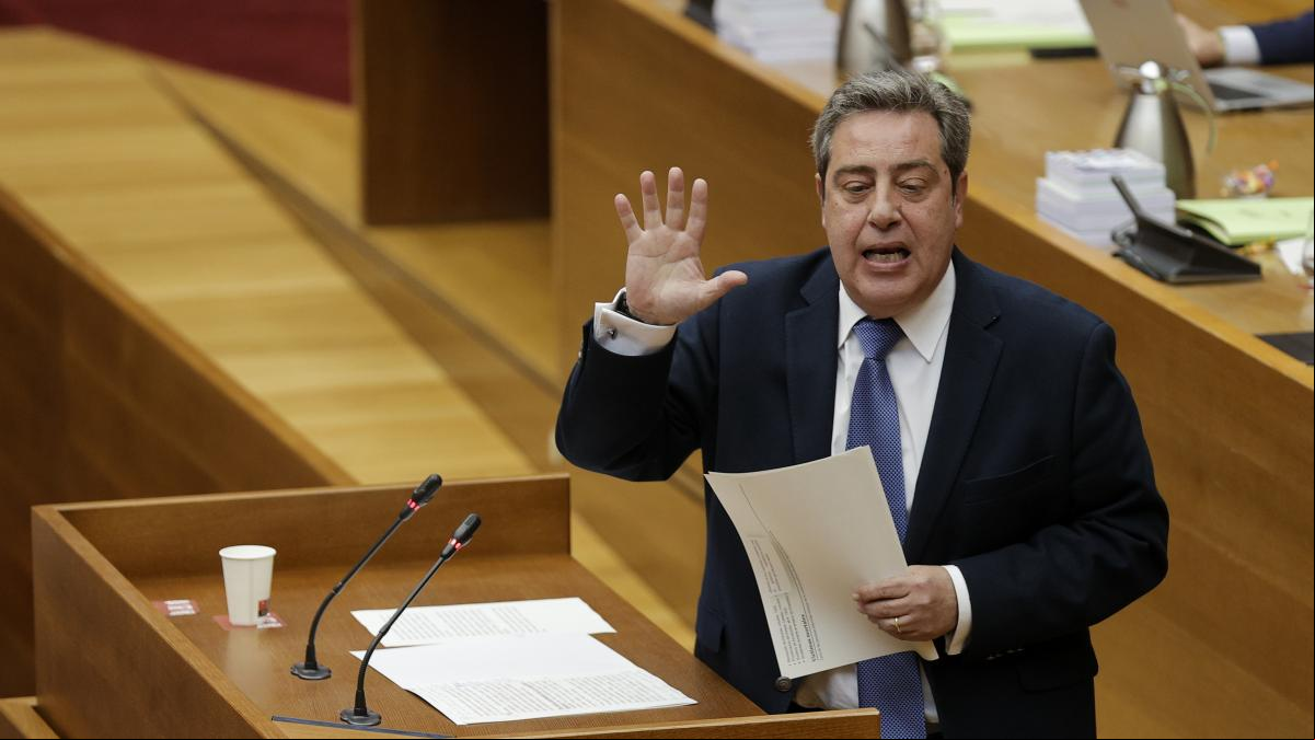 Oficina antiokupas o rebajas fiscales: Vox eleva las exigencias y exhibe su poder de influencia