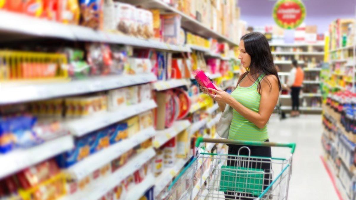 Horario de los supermercados durante San Juan 2024 | ¿Cierran o abren las tiendas de Mercadona, Carrefour, Lidl y Aldi?