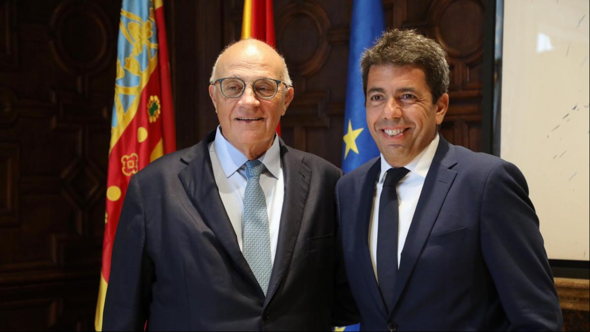 El Sabadell garantiza a Mazón que mantendrá la red de oficinas y todos los puestos de trabajo