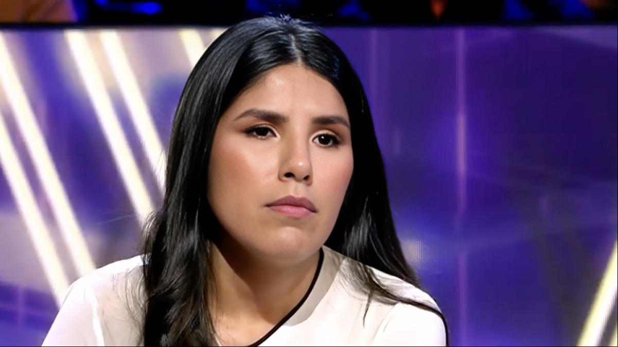 El corte de pelo y el incidente de la manguera a Isa Pantoja ocurrieron en la misma noche: “Te voy a devolver a Perú”