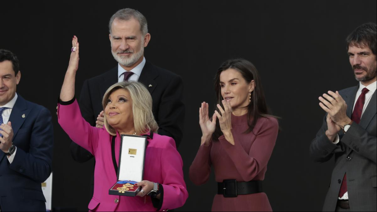 Los Reyes comparten el recuerdo a María Teresa Campos y la alegría de los Estopa