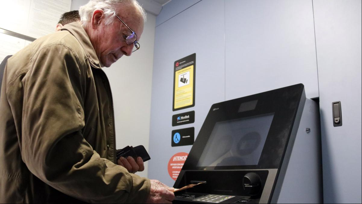 Las oficinas bancarias móviles llegan a más de setenta municipios de Ponent