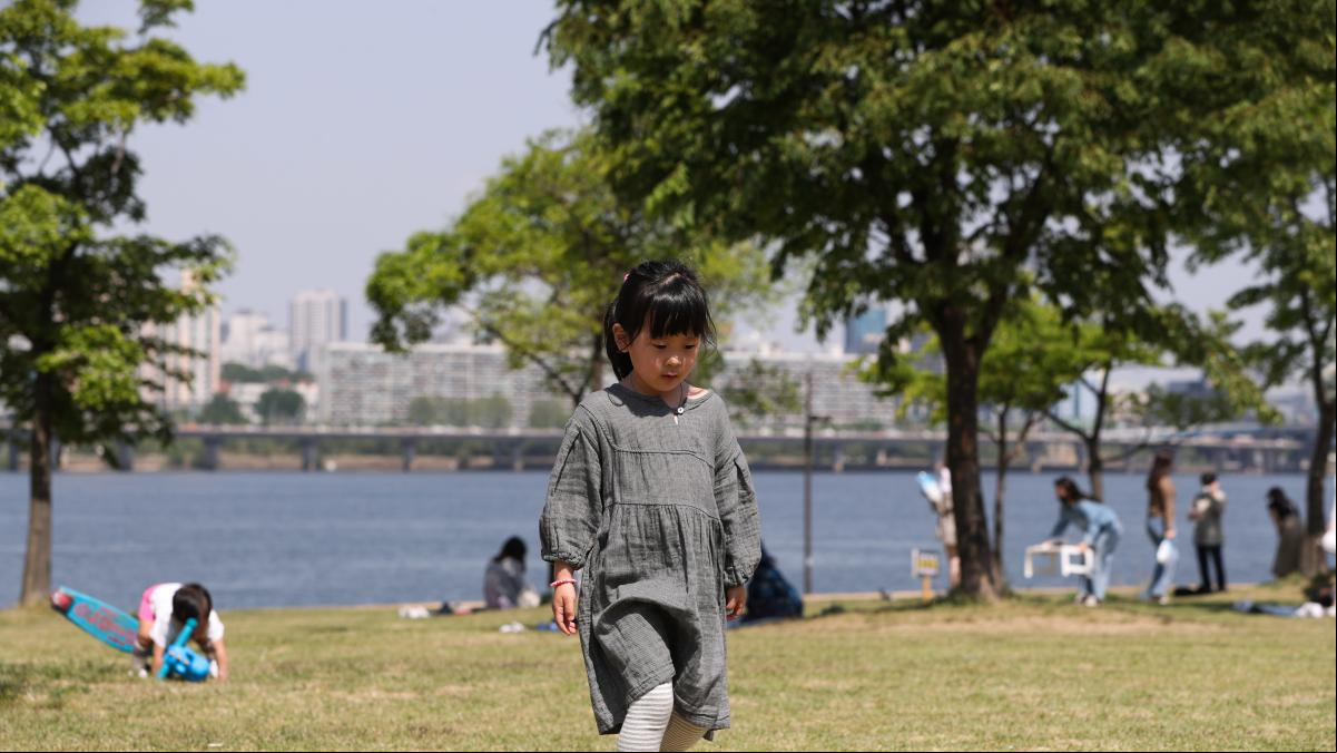 La tasa de fertilidad repunta en Corea del Sur por primera vez en una década