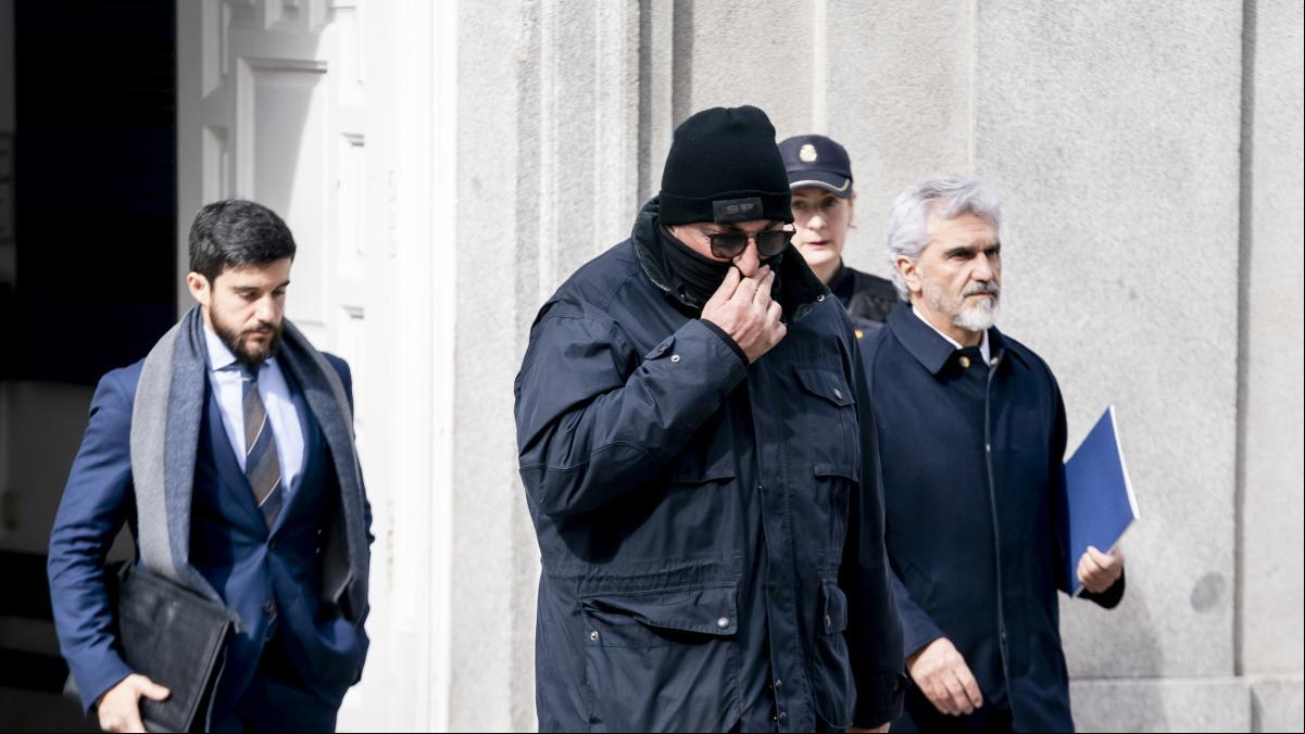 El informe caligráfico concluye que Koldo García escribió las notas a Aldama sobre obra pública
