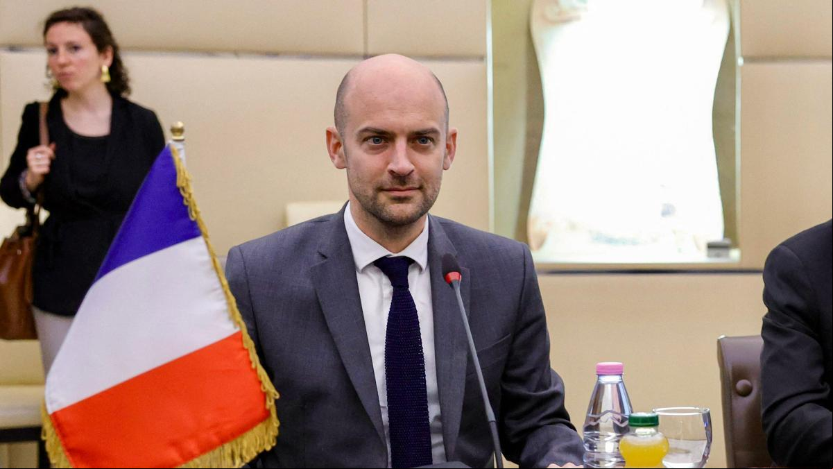 Argel expulsa a doce diplomáticos ses y agrava la crisis bilateral