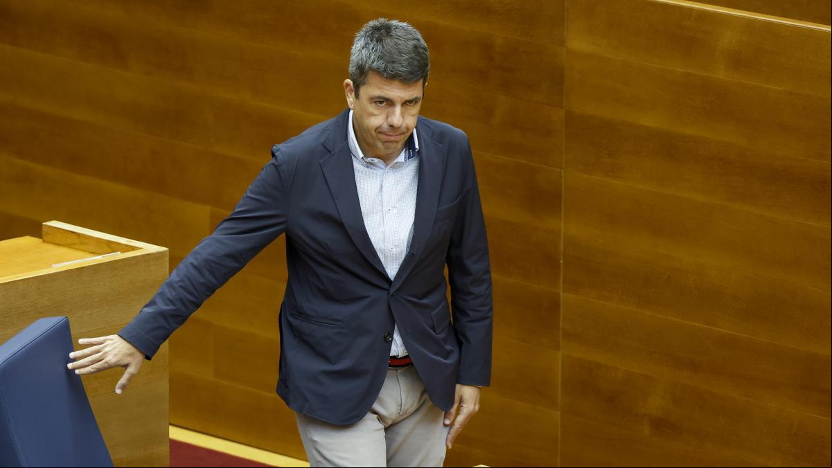 Tota lactivitat política valenciana se supedita al futur de Carlos Mazón