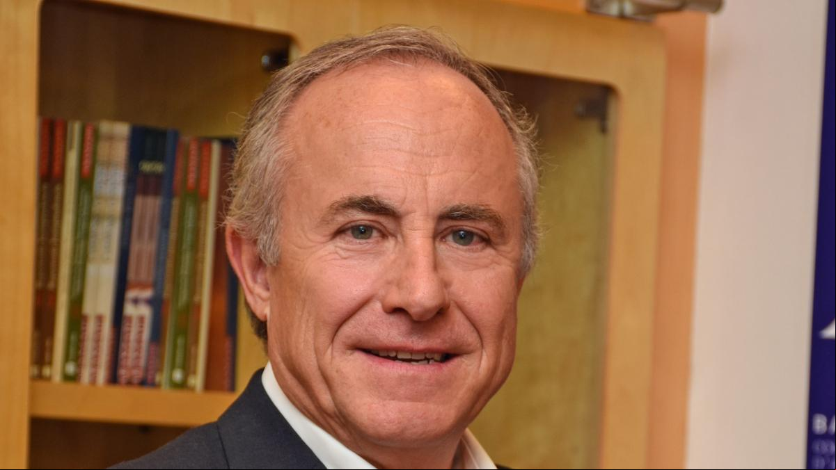 “La sociedad tiene que ser consciente de que ir de la mano de un buen asesor es fundamental”