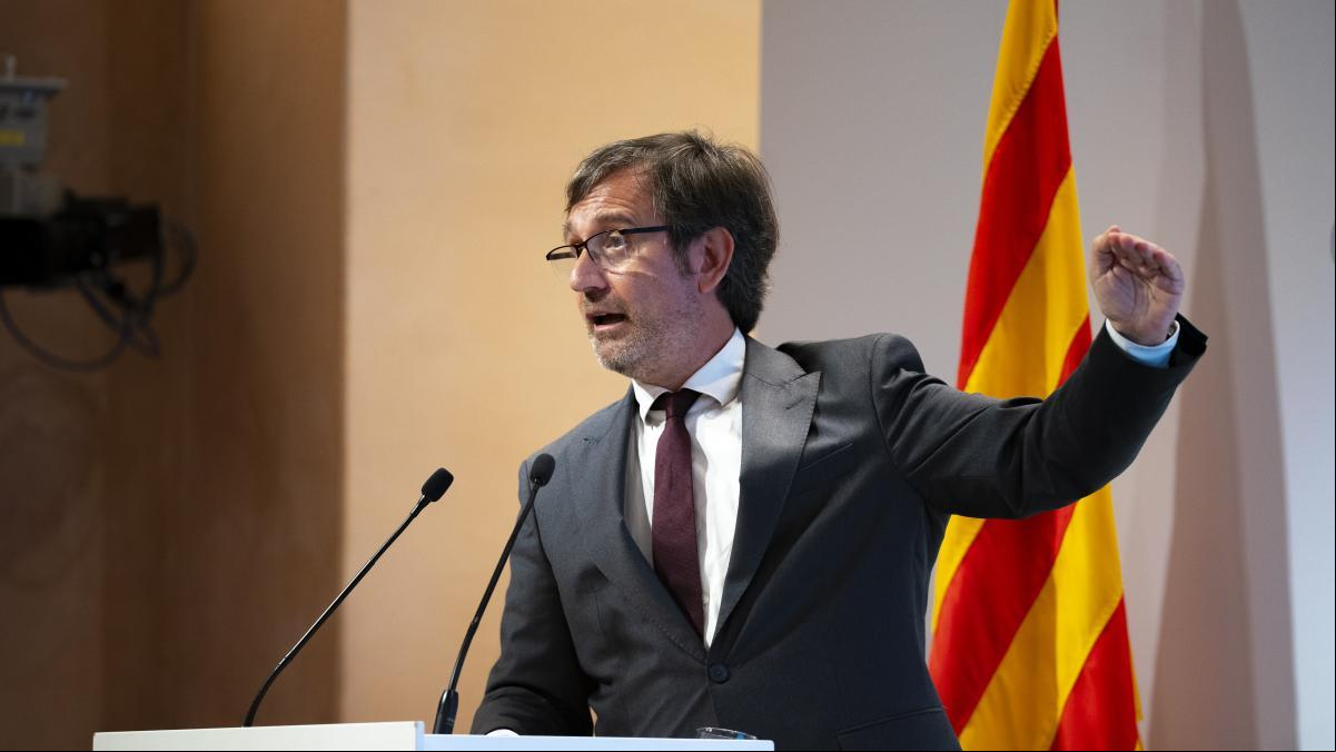 Govern, partits i entitats firmen el Pacte per la Llengua sense Junts ni la CUP