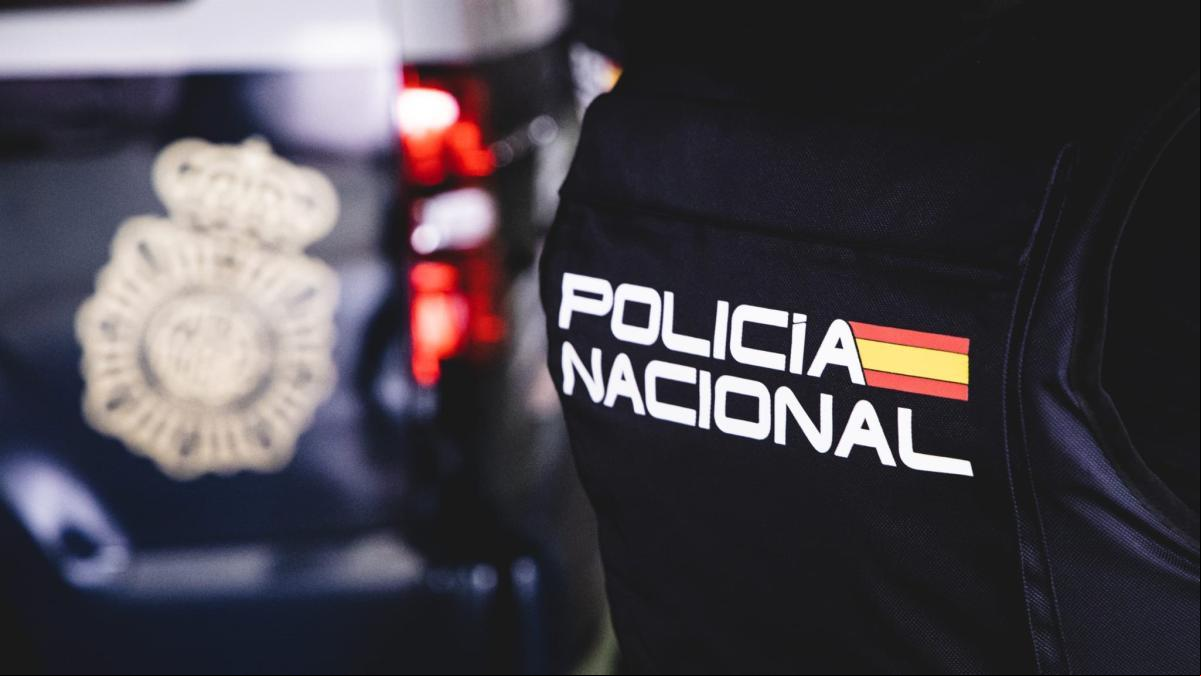 Detenido en Málaga por agredir a su bebé con el cable de un cargador de un teléfono