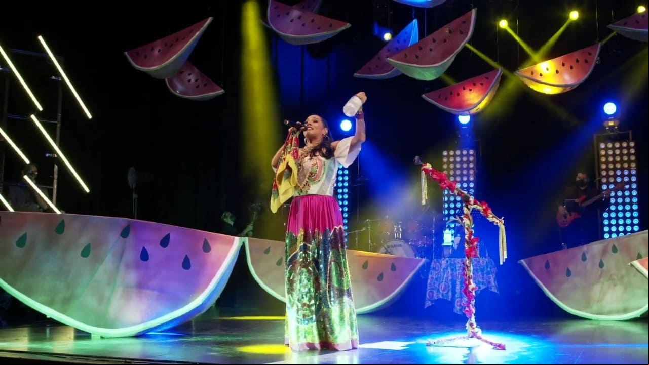 El Grito: Lila Downs en el Teatro Macedonio Alcalá, con la Orquesta de Alejandro Díaz y la Compañía de Danza Costumbrista