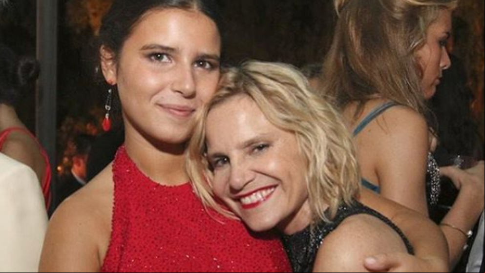 Tana Rivera se muda a Sevilla, al lado de su padre, tras su puesta de largo