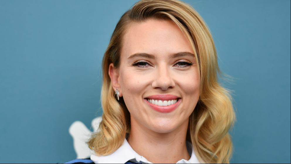 Scarlett Johansson proyecta su propio divorcio en la película que presenta en Venecia, ‘Marriage Story’