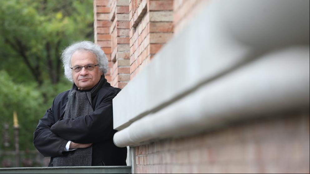 Amin Maalouf: “Hoy nos gobiernan golfos y triunfa la ignorancia”