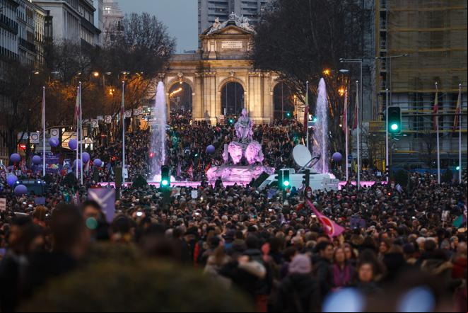 Manifiesto de apoyo a las feministas que rebaten la identidad de género
