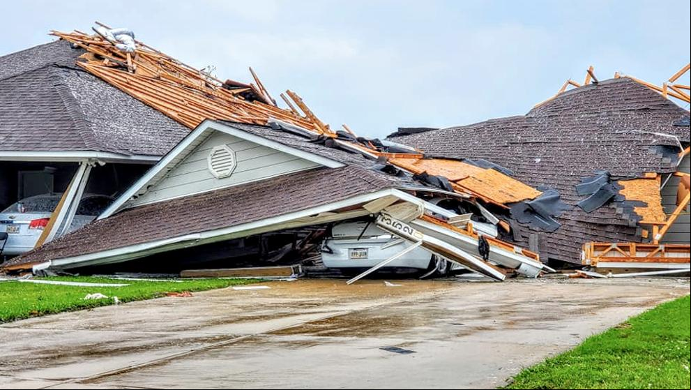 Una serie de tornados y tormentas arrasan el sur de Estados Unidos dejando al menos 20 muertos