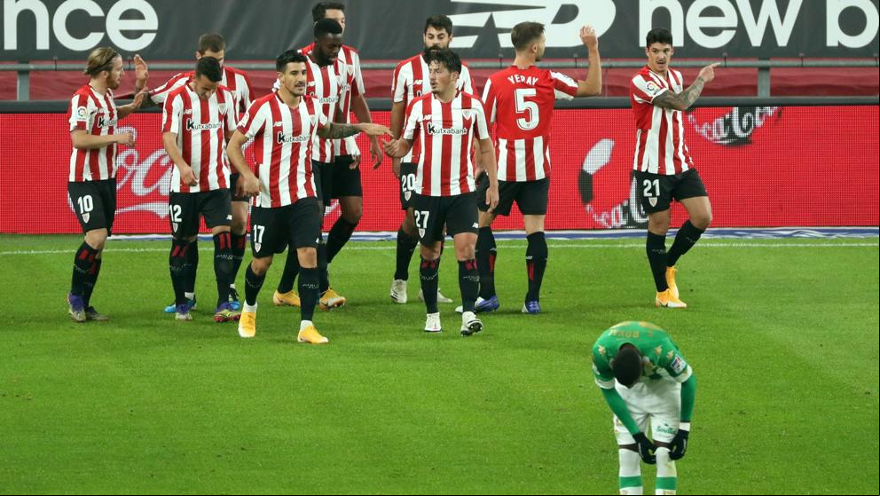 El Athletic coge aire con una goleada frente al Betis en San Mamés